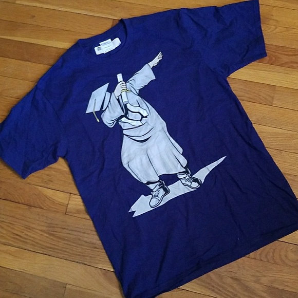 NWT Dabbing Graduate tshirt - Picture 1 of 4
